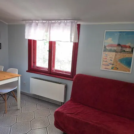 Cozy In A Tenement House Near The Apartament