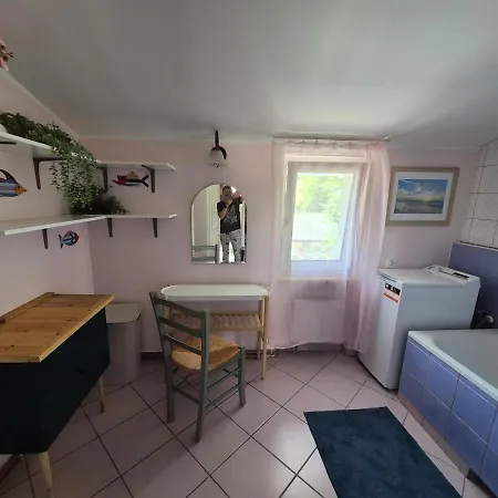 Apartman Cozy In A Tenement House Near The *